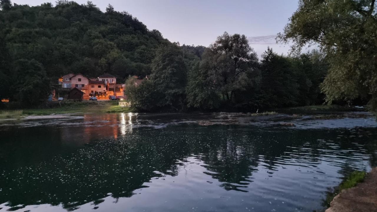 Holiday Home Sajra クレン・ヴァクフ エクステリア 写真